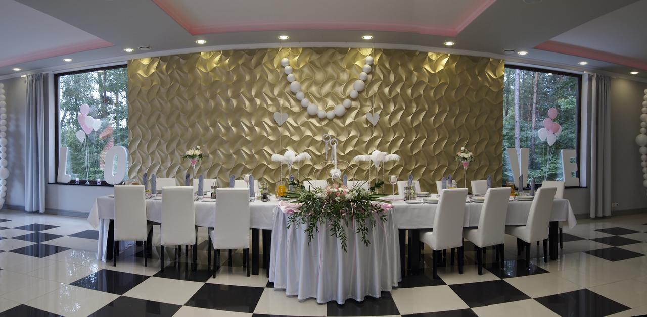 Zajazd Siodlo Hotel&Restauracja Kobyla Góra Zewnętrze zdjęcie
