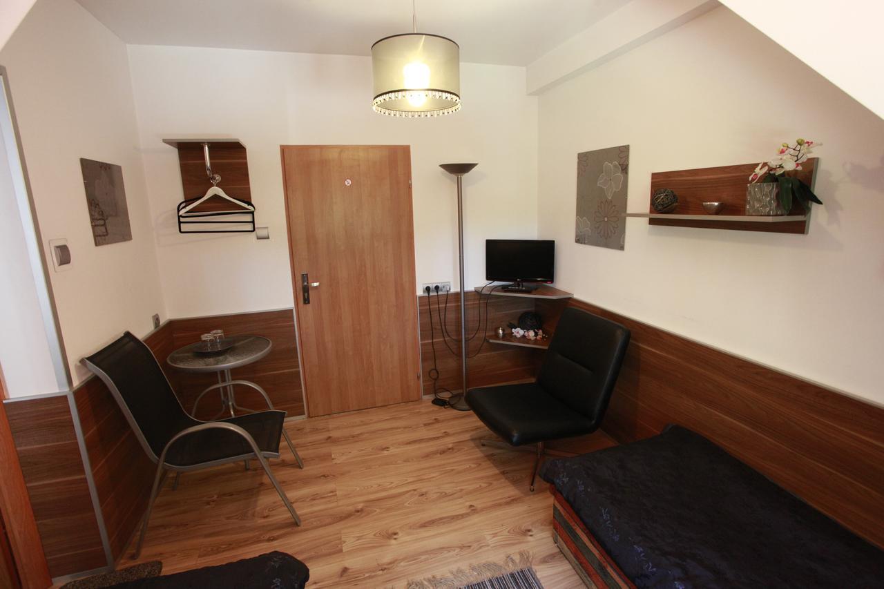 Zajazd Siodlo Hotel&Restauracja Kobyla Góra Zewnętrze zdjęcie
